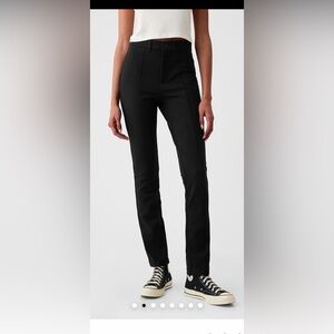 Women’s GAP Black high rise ponte skinny pants